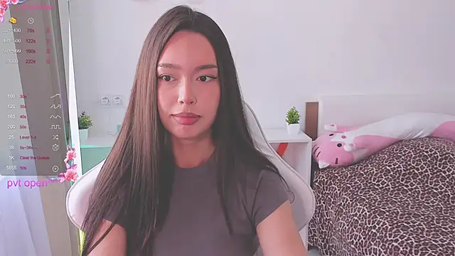 kittenrisha online show from 06-19-26, 04:06