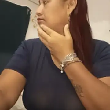 Snapshot of Abigail_BigTits chatting on 11-08-25, 02:01 Abigail BigTits online show from 11-08-25, 02:01