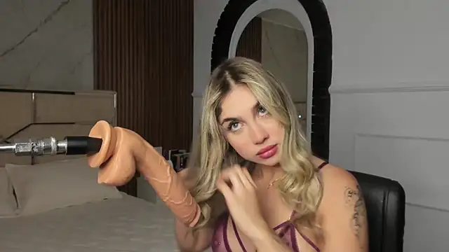 EmiilyHendriixx online show from 02-07-25, 08:53