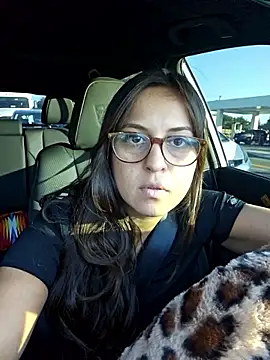 Snapshot of morganbby_ chatting on 10-07-25, 12:19 morganbby online show from 10-07-25, 12:19