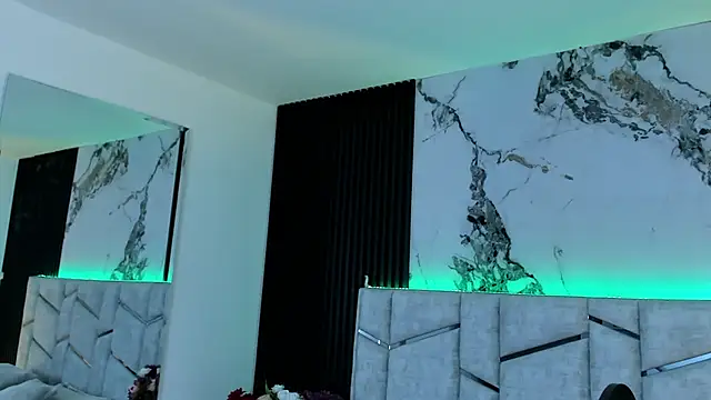 daniiphoeniixx online show from 09-19-25, 07:14