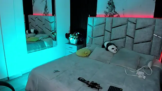 daniiphoeniixx online show from 09-27-25, 07:41