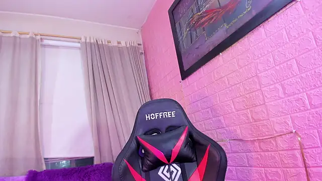 alanna love01 online show from 01-15-25, 05:40