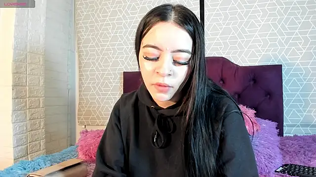 alanna love01 online show from 01-17-25, 03:12