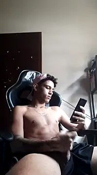 Snapshot of MALIK-PARVATI chatting on 01-04-25, 02:46 MALIK-PARVATI online show from 01-04-25, 02:46