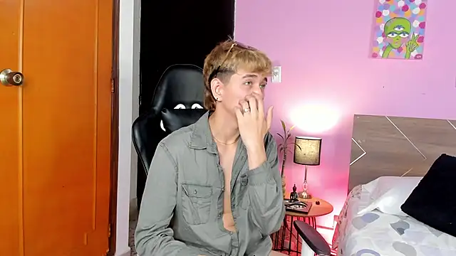 Brian-Ausslos online show from 02-02-25, 07:41