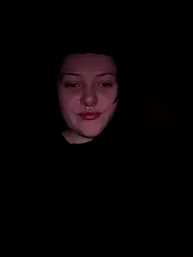 Snapshot of Gothicsiren chatting on 09-15-25, 11:49 Gothicsiren online show from 09-15-25, 11:49