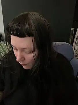Snapshot of Gothicsiren chatting on 09-17-25, 01:46 Gothicsiren online show from 09-17-25, 01:46