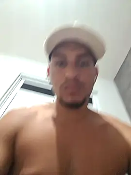 Snapshot of Babyandres93 chatting on 01-10-25, 03:07 Babyandres93 online show from 01-10-25, 03:07
