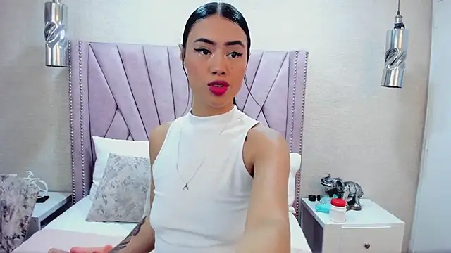 CataleyaRicci online show from 02-18-25, 07:41