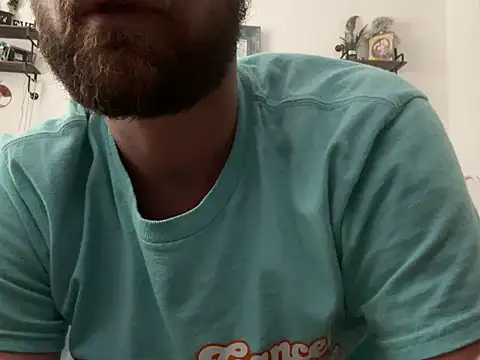 Snapshot of bjay1210 chatting on 06-18-26, 06:23 bjay1210 online show from 06-18-26, 06:23