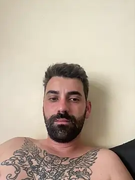 Snapshot of biel_96 chatting on 01-09-25, 03:23 biel 96 online show from 01-09-25, 03:23