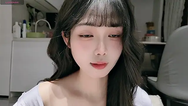 Snapshot of diandian-866 chatting on 02-19-26, 07:15 diandian-866 online show from 02-19-26, 07:15