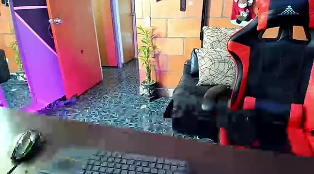 Adam Valenciia online show from 02-09-25, 02:29