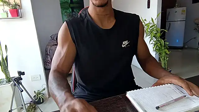 Snapshot of Adam_Valenciia chatting on 02-28-26, 05:25 Adam Valenciia online show from 02-28-26, 05:25