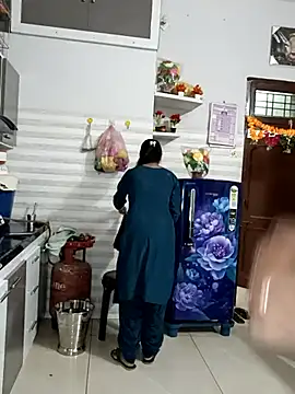 Best-Couple online show from 03-12-25, 08:51