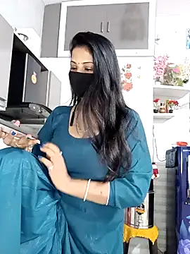 Snapshot of Best-Couple chatting on 02-11-26, 03:44 Best-Couple online show from 02-11-26, 03:44