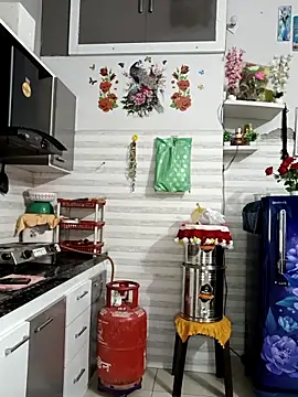 Snapshot of Best-Couple chatting on 03-22-26, 02:37 Best-Couple online show from 03-22-26, 02:37