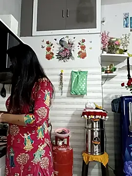 Snapshot of Best-Couple chatting on 03-23-26, 02:37 Best-Couple online show from 03-23-26, 02:37