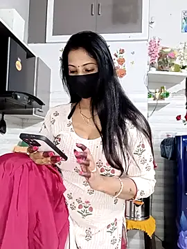 Snapshot of Best-Couple chatting on 03-24-26, 02:49 Best-Couple online show from 03-24-26, 02:49