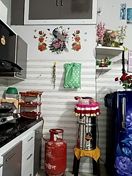 Snapshot of Best-Couple chatting on 03-25-26, 02:39 Best-Couple online show from 03-25-26, 02:39