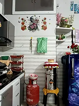 Snapshot of Best-Couple chatting on 03-26-26, 03:01 Best-Couple online show from 03-26-26, 03:01