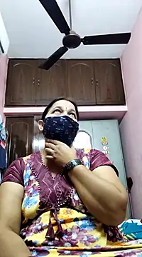 siri0186 online show from 03-11-25, 05:16