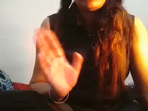 Hot-shanvi online show from 01-24-25, 08:23