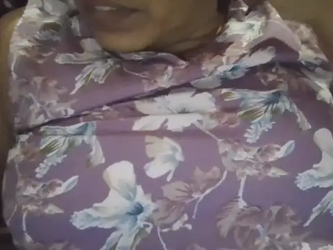 Snapshot of Hot-shanvi chatting on 07-16-26, 02:45 Hot-shanvi online show from 07-16-26, 02:45