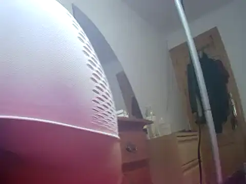 Snapshot of efecto22 chatting on 03-06-25, 11:47 efecto22 online show from 03-06-25, 11:47