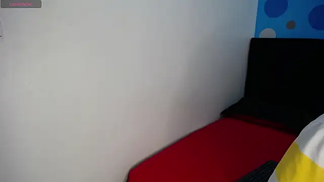 Snapshot of CollinStone chatting on 02-19-25, 08:20 CollinStone online show from 02-19-25, 08:20