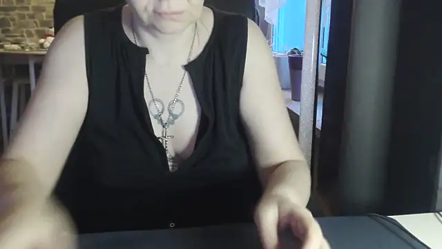 Sweet Phoenix online show from 10-15-25, 05:29