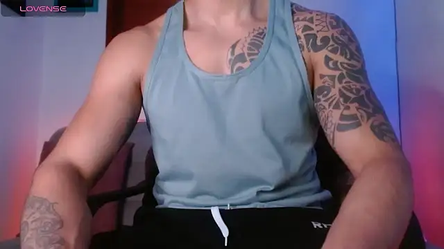 Joylopez fit online show from 12-19-25, 02:13