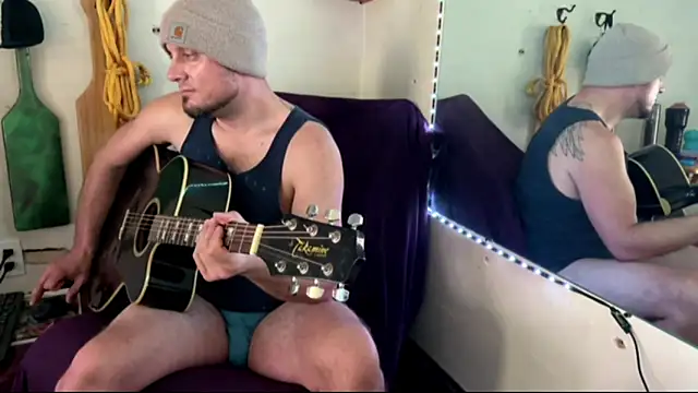 Snapshot of RickeyRidez chatting on 03-22-26, 03:48 RickeyRidez online show from 03-22-26, 03:48