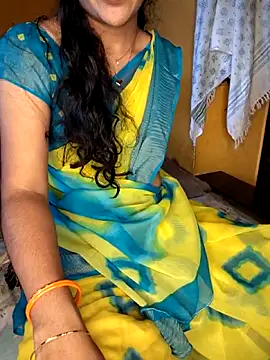 lovelygirl4567 online show from 10-13-25, 06:02