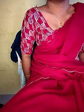 lovelygirl4567 online show from 10-25-25, 06:10