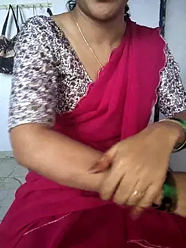 lovelygirl4567 online show from 12-19-25, 05:25