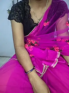 Snapshot of lovelygirl4567 chatting on 02-09-26, 05:28 lovelygirl4567 online show from 02-09-26, 05:28