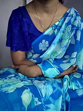 Snapshot of lovelygirl4567 chatting on 02-13-26, 04:52 lovelygirl4567 online show from 02-13-26, 04:52