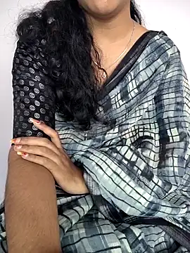 Snapshot of lovelygirl4567 chatting on 03-07-26, 07:49 lovelygirl4567 online show from 03-07-26, 07:49