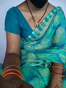 Snapshot of lovelygirl4567 chatting on 03-12-26, 06:19 lovelygirl4567 online show from 03-12-26, 06:19