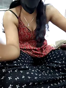 lovelygirl4567 online show from 04-07-26, 05:35