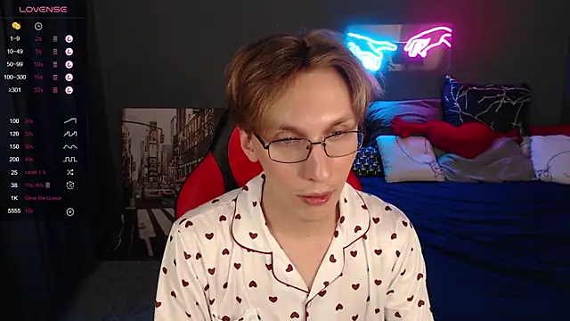 Adrian Di online show from 01-28-25, 04:08