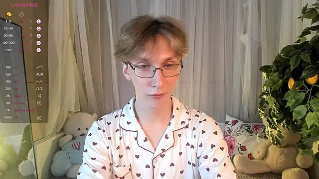 Adrian Di online show from 01-30-25, 06:43