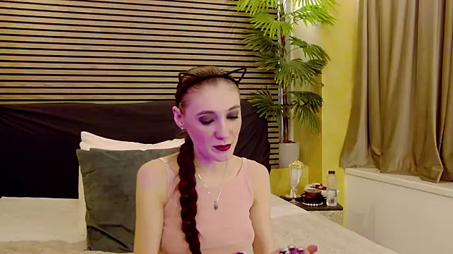 SamaraSinn online show from 01-23-25, 08:46