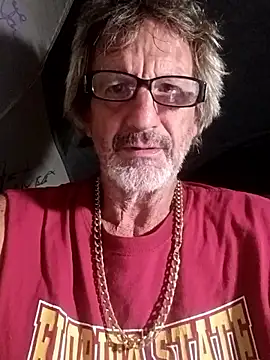 Snapshot of Cloudin_around chatting on 11-20-25, 11:21 Cloudin around online show from 11-20-25, 11:21