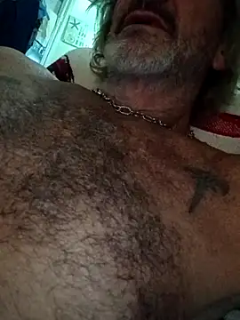 Snapshot of Cloudin_around chatting on 01-16-26, 10:25 Cloudin around online show from 01-16-26, 10:25