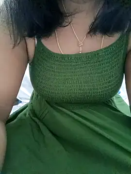 Tamil Vishalini online show from 09-28-25, 01:33