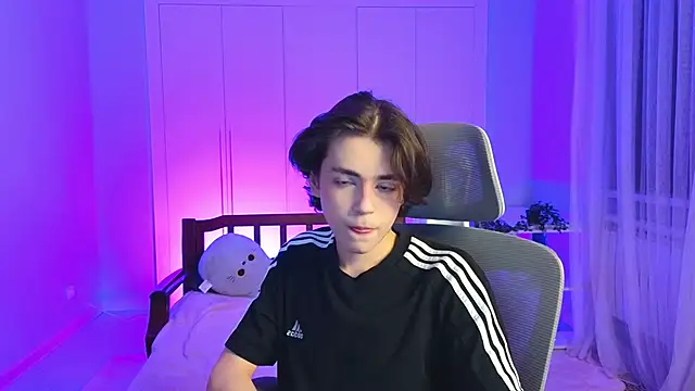 b0y fantasy online show from 01-15-25, 05:15