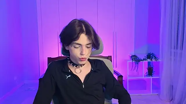 b0y fantasy online show from 01-21-25, 06:34